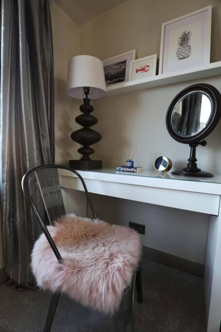 Stylish Townhouse 15 Mins To Laines & Seafront Villa Brighton Exterior photo