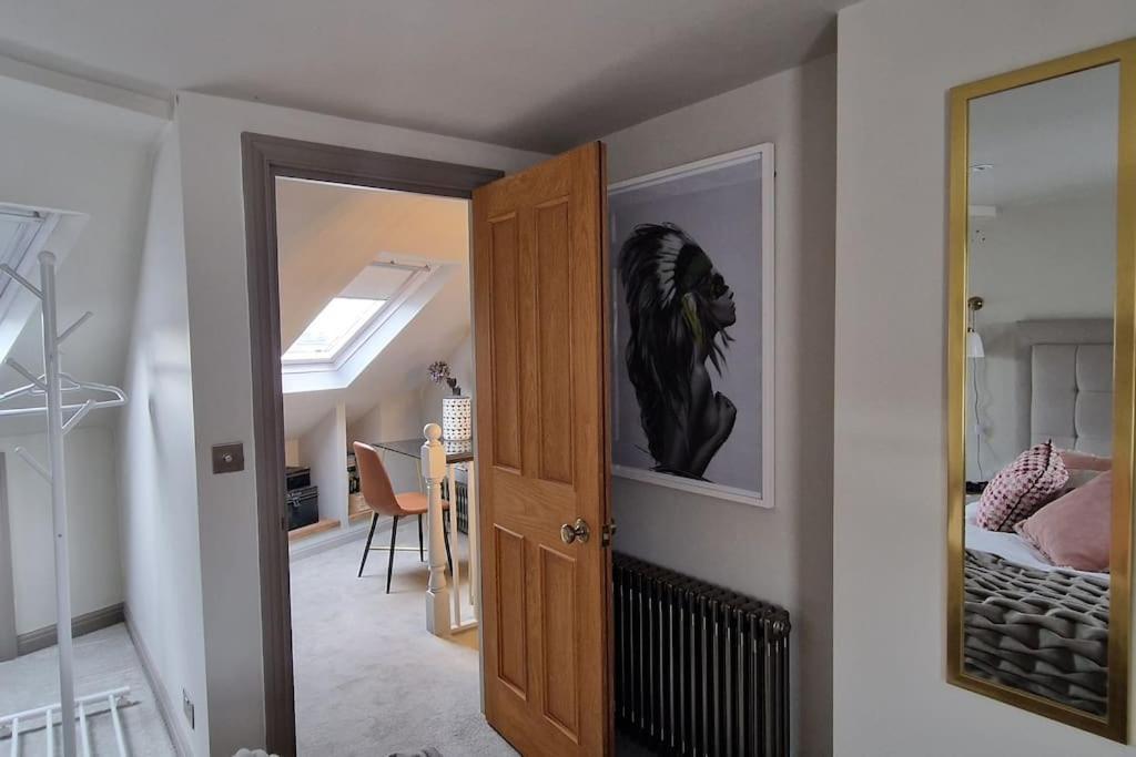 Stylish Townhouse 15 Mins To Laines & Seafront Villa Brighton Exterior photo